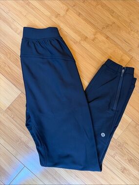 Lululemon Adapted State Mid-Rise Jogger Fleece Size 0 Retro 90s NWOT
